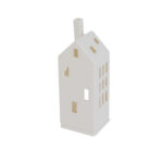 Een klein, wit Keramiek theelicht/waxine huis DORSETTO met vierkante ramen en een schoorsteen is afgebeeld tegen een effen witte achtergrond.